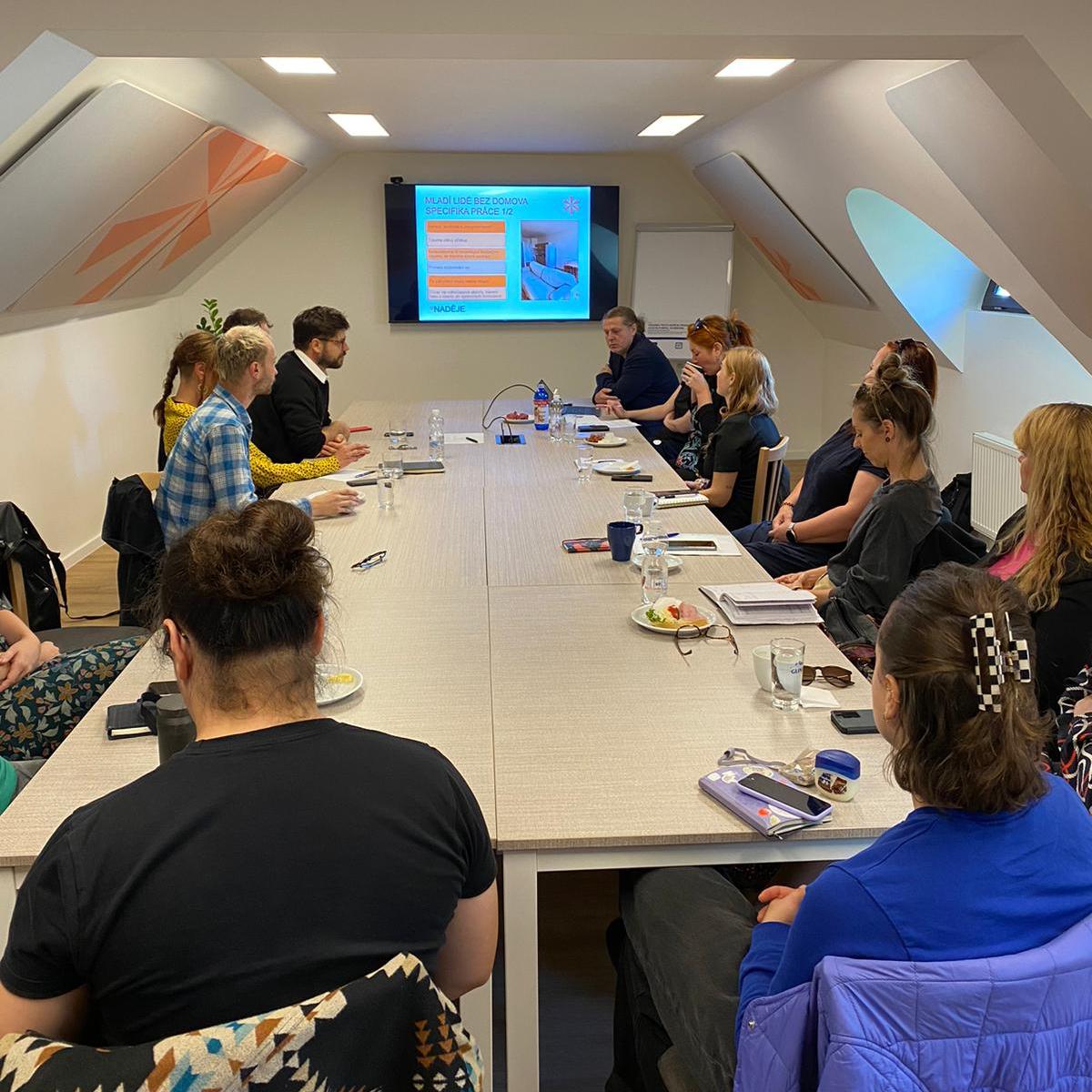 Setkání nad projektem Housing Youth