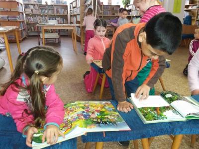 Návštěva dětí v knihovně