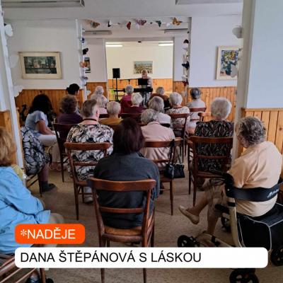 DANA ŠTĚPÁNOVÁ S LÁSKOU