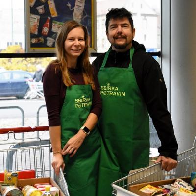 Lidé znovu prokázali štědrost ve Sbírce potravin