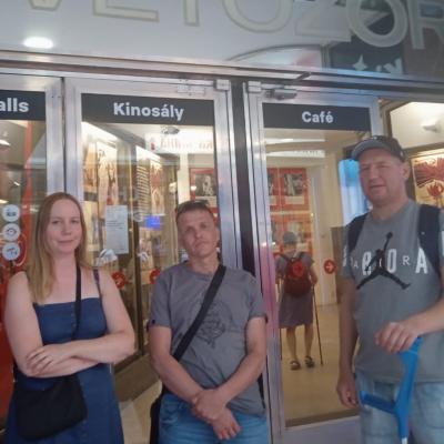 Skvělý projekt "Snížit kultuře práh"