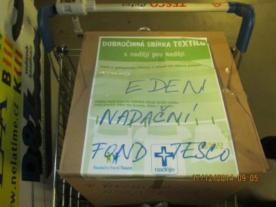 Sbírka oblečení od TESCO - s nadějí pro NADĚJI. 