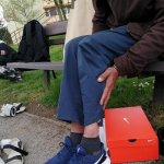 Kvalitní obuv pro osoby bez domova na zimu