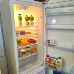 Komunitní lednice má omezit plýtvání potravinami a pomáhat potřebným